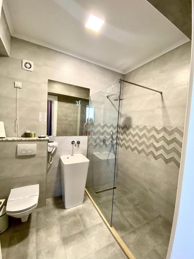 Simona Halep - Mamaia Nord Hotel 4*